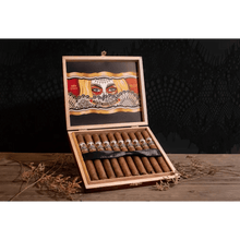 Load image into Gallery viewer, Drew Estate Deadwood Girl With No Name Lonsdale - Bosstyles Boston's Cigar ShopDrew Estate Deadwood Girl With No Name