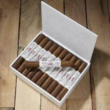 Load image into Gallery viewer, Gurkha Hudson Bay Churchill - Bosstyles Boston's Cigar ShopGurkha Hudson Bay Churchill
