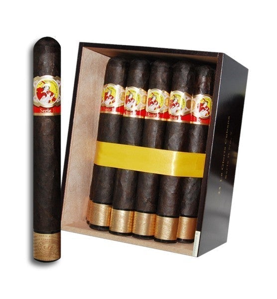Full Flavored Cigars La Gloria Cubana Serie R No. 4 Maduro Boston's Cigar Shop