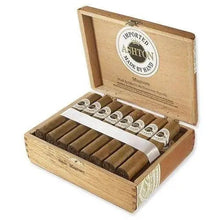 Load image into Gallery viewer, Ashton Cigars Corona - Bosstyles Boston's Cigar ShopAshton Cigars Corona
