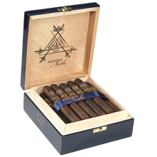 Load image into Gallery viewer, It delivers an intense flavor throughout, including hints of leather and toastiness. The aftertaste is both sweet and spicy.
