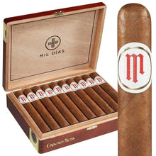 Load image into Gallery viewer, Crown Heads Mil Dias Topes Pig Tail Robusto Extra - Bosstyles Boston's Cigar ShopCrown Heads Mil Dias Topes Pig Tail Robusto
