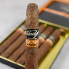 Load image into Gallery viewer, Davidoff Primeros Nicaraguan Maduro Cigarillos - Bosstyles Boston's Cigar ShopDavidoff Primeros Nicaraguan Maduro Cigarillos

