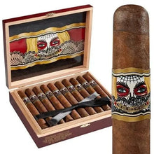 Load image into Gallery viewer, Drew Estate Deadwood Girl With No Name Lonsdale - Bosstyles Boston's Cigar ShopDrew Estate Deadwood Girl With No Name
