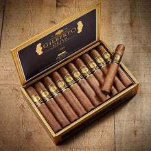 Load image into Gallery viewer, Gilberto Oliva Reserva Noir Torpedo - Bosstyles Boston's Cigar ShopGilberto Oliva Reserva Noir Torpedo
