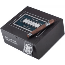 Load image into Gallery viewer, Java Mint by Drew Estate 'Mint' Petite Corona - Bosstyles Boston's Cigar ShopJava Mint by Drew Estate 'Mint' Petite Corona
