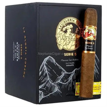 Load image into Gallery viewer, La Gloria Cubana Serie S Gigante Gordo - Bosstyles Boston's Cigar ShopLa Gloria Cubana Serie S Gigante Gordo
