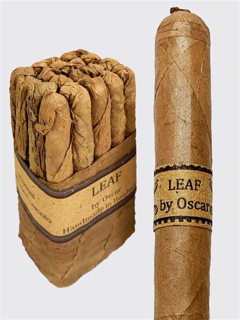 Leaf by Oscar Connecticut Robusto Mild Flavor Cigar Boston's Cigar Shop