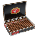Hoyo de Monterrey is loved because of its famously rich, strong, and creamy taste.