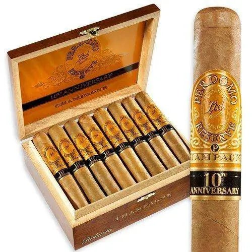 Perdomo Reserve 10th Anniversary Champagne Robusto