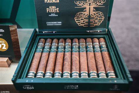 Plasencia 1865 Alma Fuerte Colorado Eduardo I Toro Medium Flavored Cigars Boston's Cigar Shop