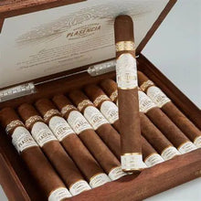 Load image into Gallery viewer, Plasencia Reserva Original Nestico Petite Corona - Bosstyles Boston's Cigar ShopPlasencia Reserva Original Nestico
