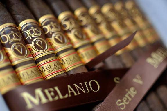Oliva Serie 'V' Melanio Maduro Churchill Medium Flavor Cigar Boston's Cigar Shop