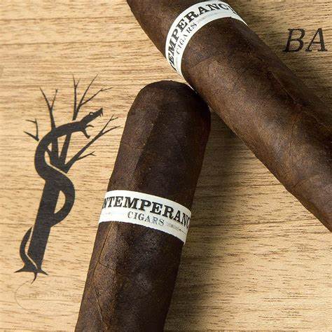 Sweet Flavored Cigar RoMa Craft Intemperance BA XXI Ambition Belicoso Boston's Cigar Shop